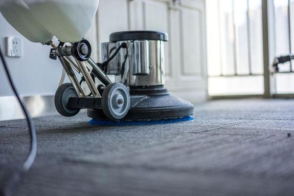 4 astuces pour nettoyer un tapis ou une moquette