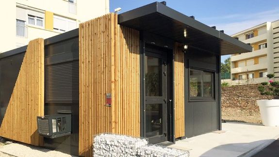 Bungalow de chantier : bois ou métal, quel matériau choisir ?