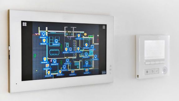 Bungalow modulaire : comment améliorer confort et sécurité grâce à la domotique ?