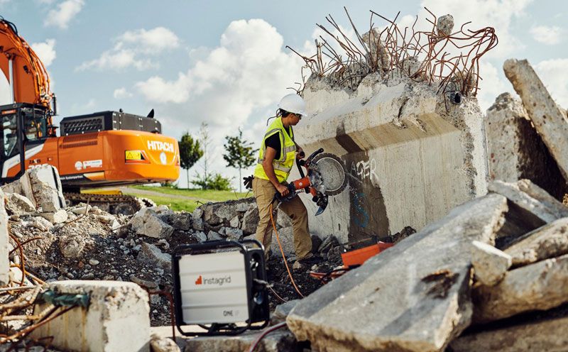 Batterie portable Instagrid utilisée sur un chantier