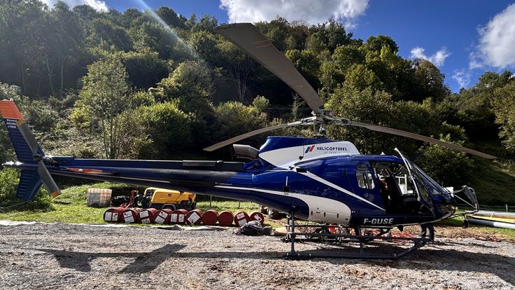 Chantier BTP nécessitant un hélicoptère