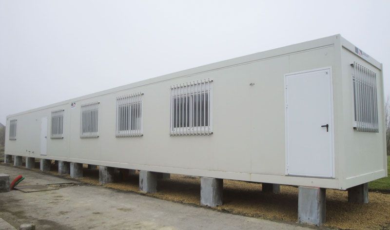 Fondation béton bungalow chantier