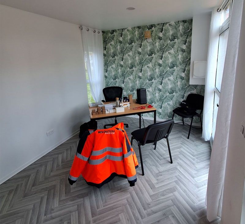 Bureau pièce modulaire