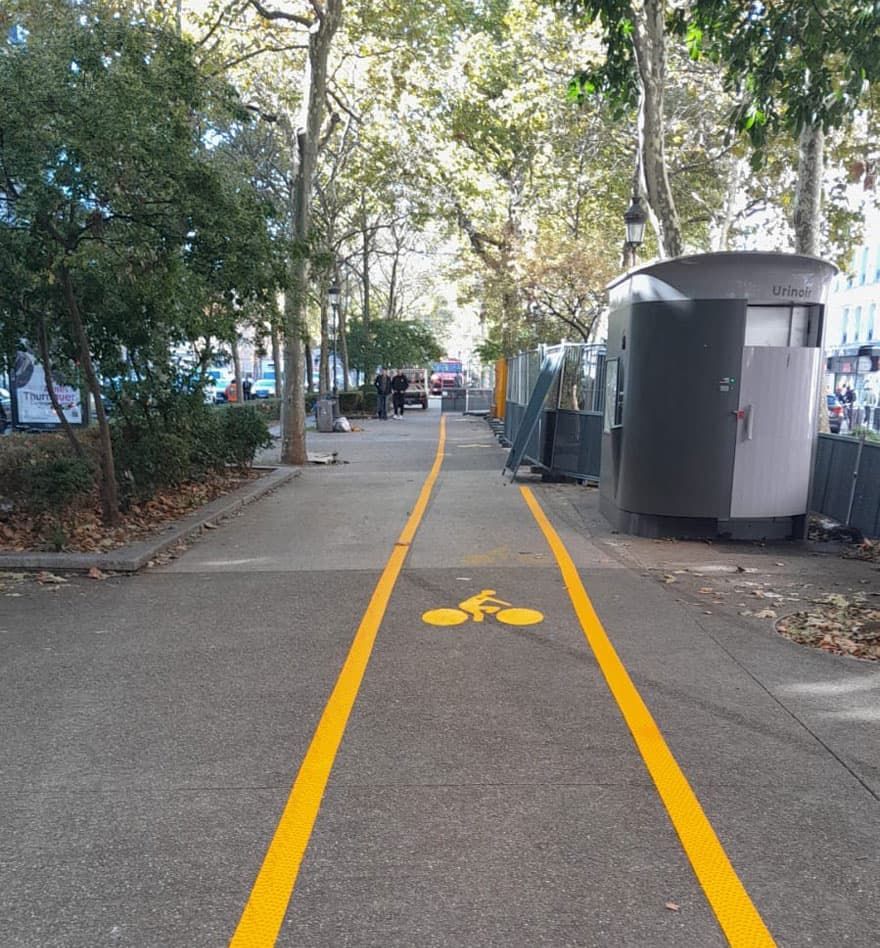 marquage au sol temporaire jaune