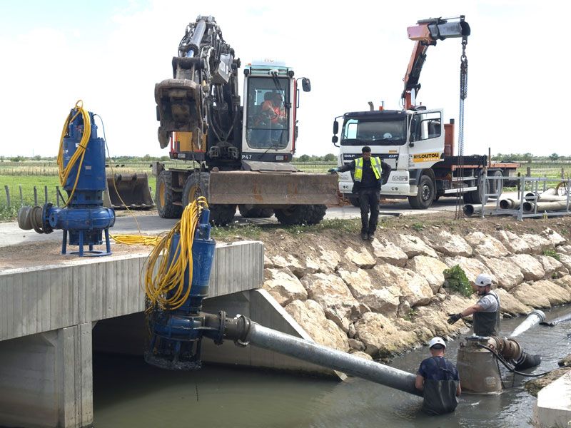 Installation pompe grande capacité chantier TP