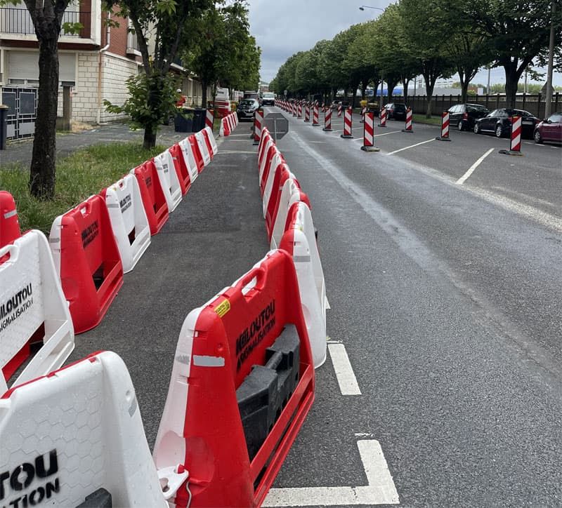 Séparateurs de voies K16 lestés chantier voirie